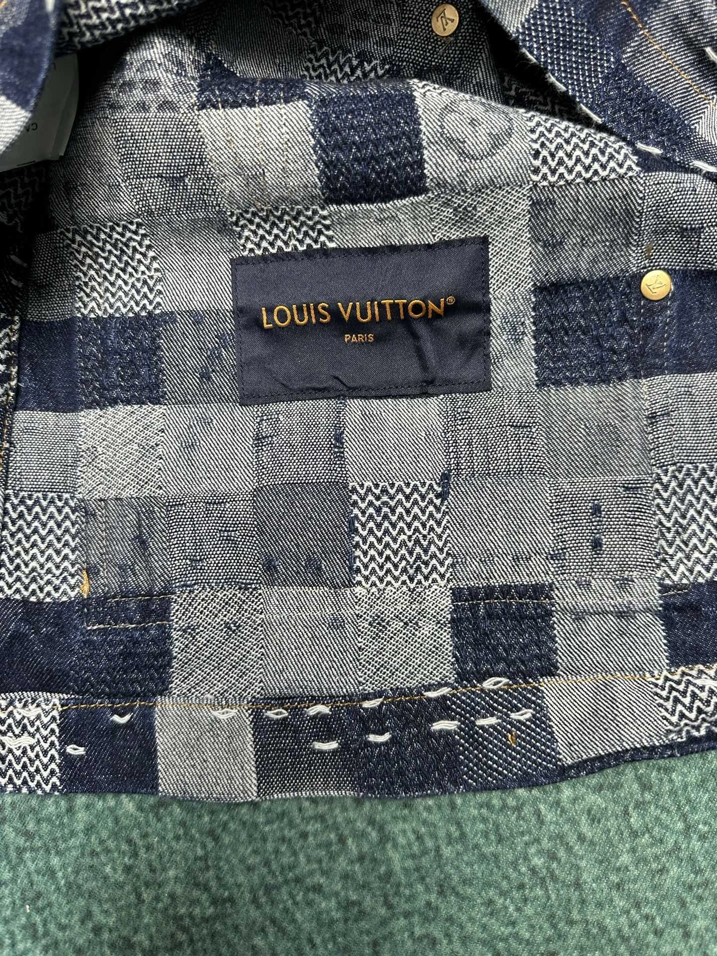 wg.luxury- 8V item:E-F409G2668